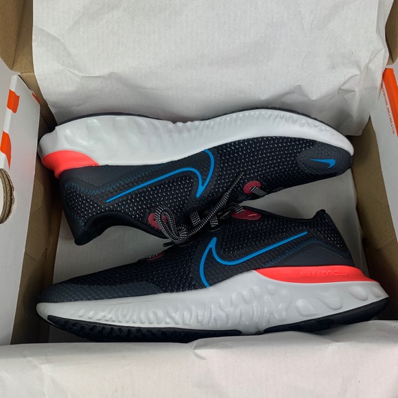 COPY - Nike Renew Run Black/Laser Blue-Laser Crim… - Picture 7 of 9